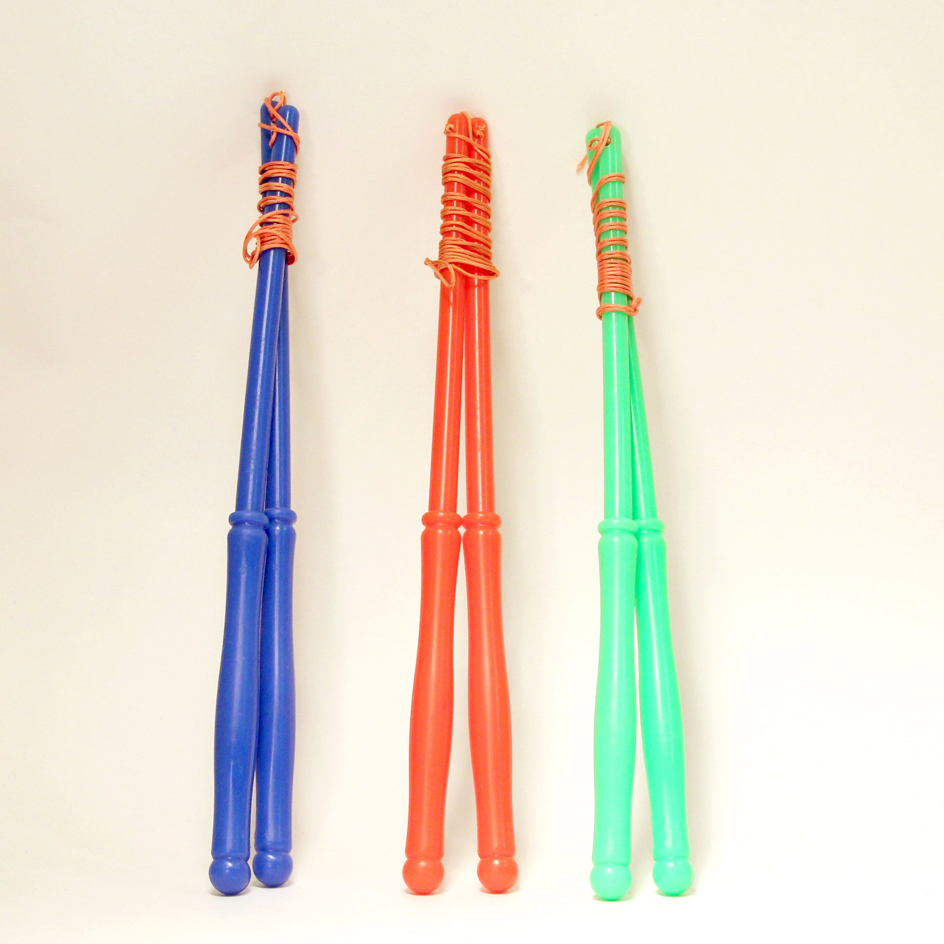 Zeekio Plastic Replacement Diabolo Sticks with String – Juggling